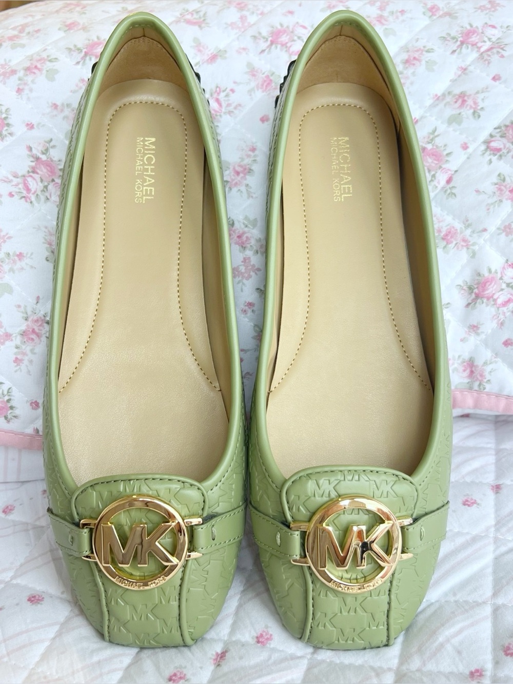 Michael Kors Fulton Sage Green Moccasin Ballet Flats Business Professional Gold
